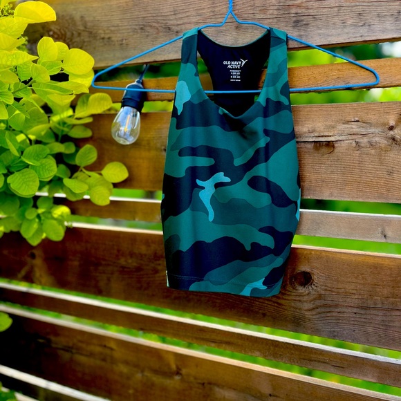 Old Navy Camo Kids Sports Bra - Picture 1 of 4